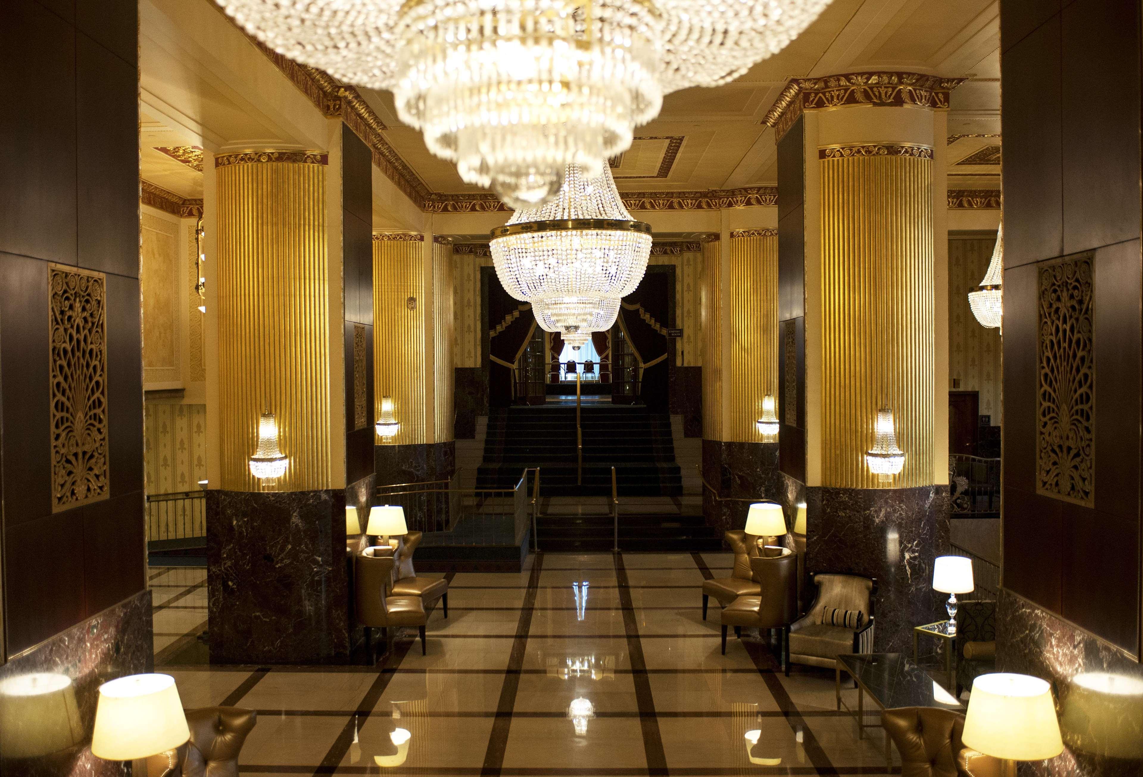 Hotel Hilton Milwaukee Exterior foto