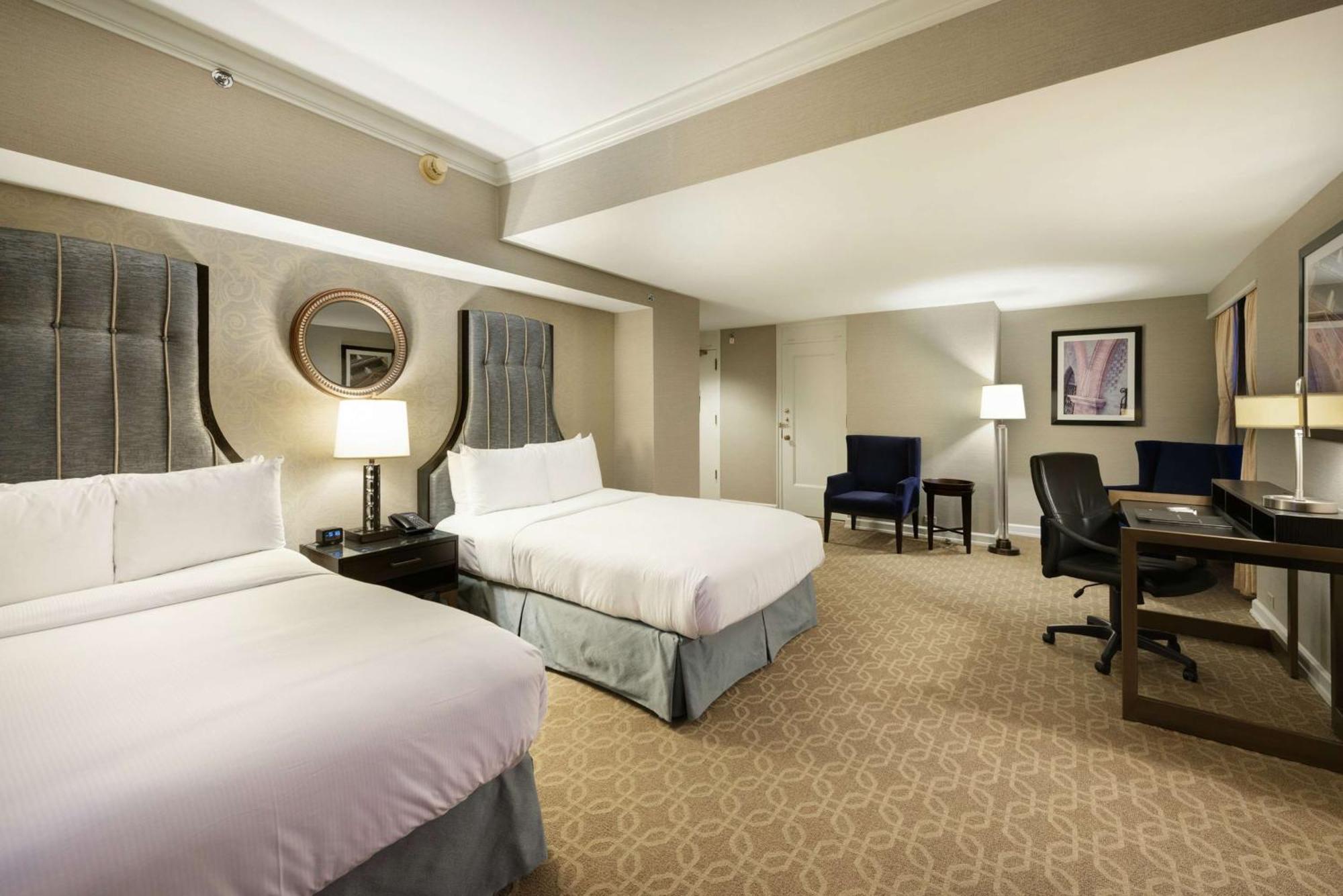 Hotel Hilton Milwaukee Exterior foto